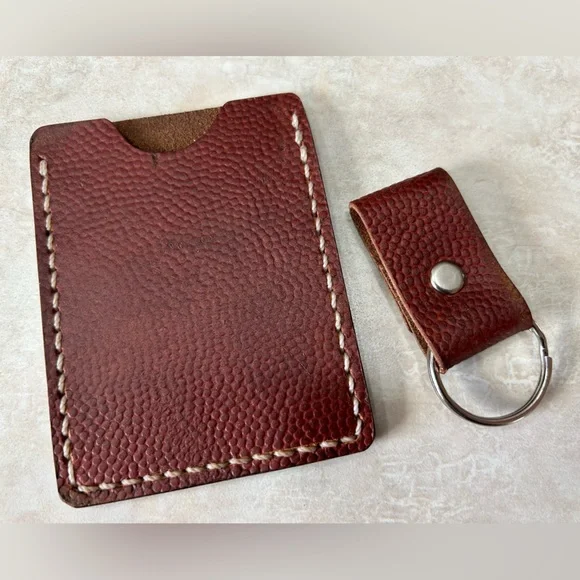 Vintage Football Leather Card Holder Front Pocket Wallet Hand Made W/key Chain - Picture 1 of 5